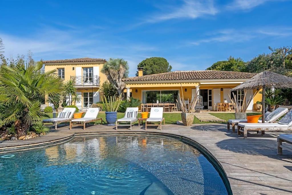 Grande Villa St-Tropez Area Avec Piscine Chauffee 가신 외부 사진